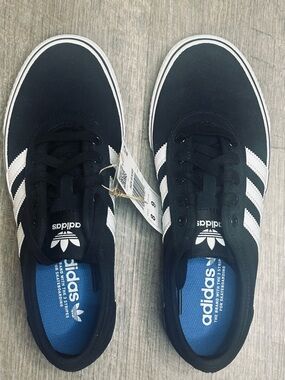 Adidas Men's Black Sneakers with White Stripes Brand new with tags